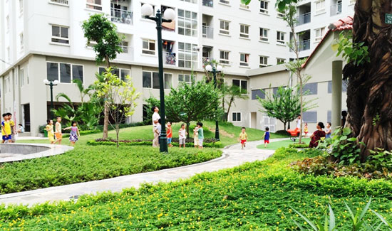 Khu nhà ở xã hội EcoHome 1 với không gian xanh với đầy đủ dịch vụ tiện ích phục vụ cư dân.