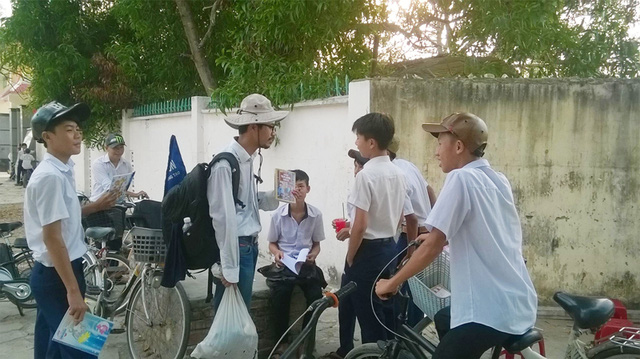 
Hành trình sách hóa nông thôn của anh Thạch với mong muốn mọi đứa trẻ Việt Nam đều có sách để đọc.
