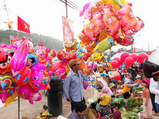 Nguy hiểm từ những chùm bóng bay