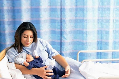 Viêm âm đạo sau sinh phải chữa như thế nào?